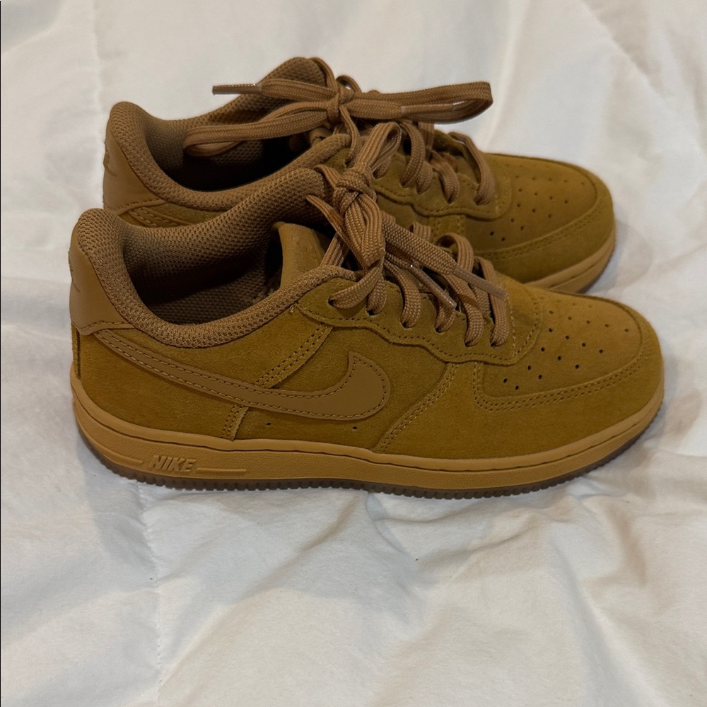 Nike Men's Brown Sneakers